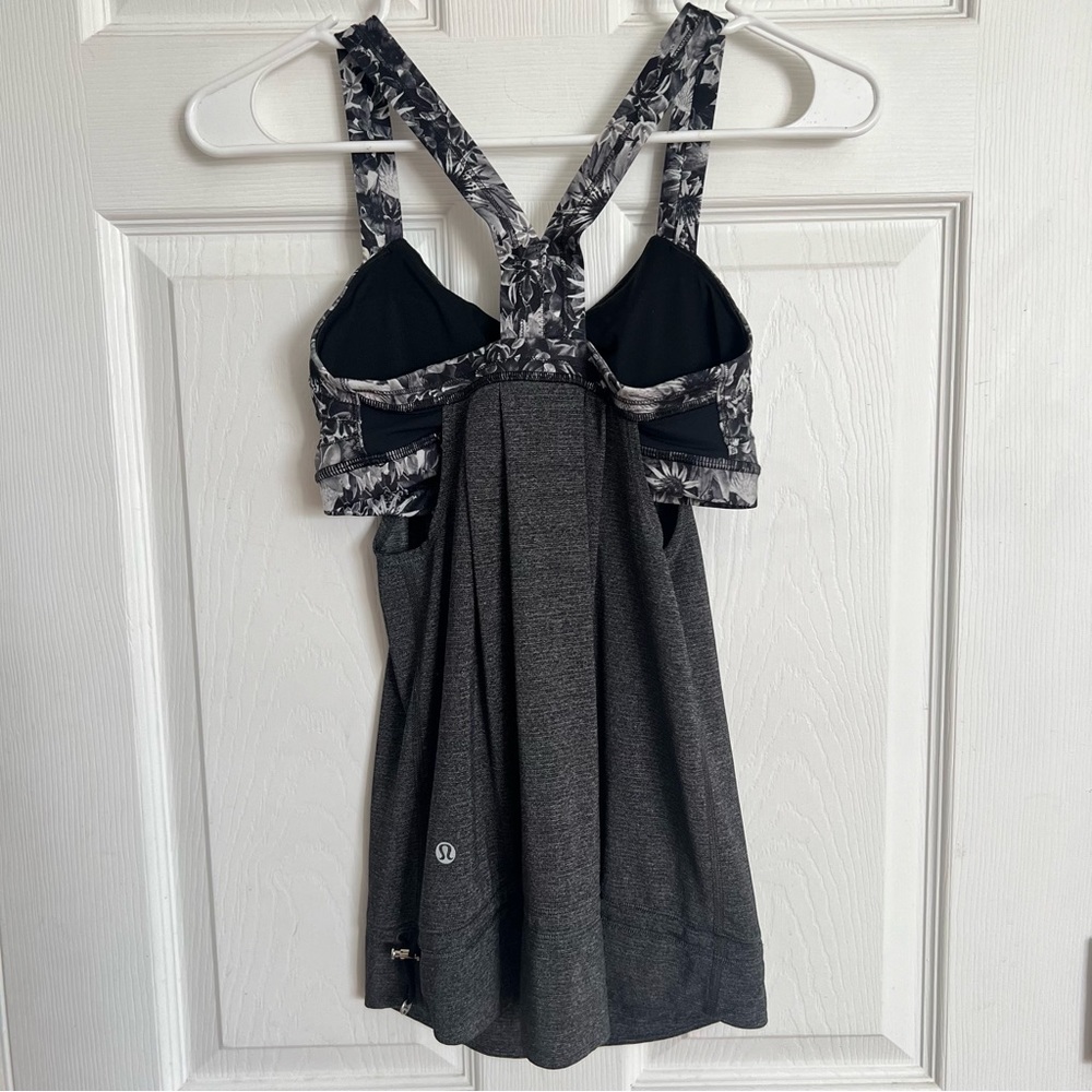 LULULEMON Rest Less Run Tank Built In Bra Drawstring Gathered Waist Gray Size 4 - Picture 2 of 6